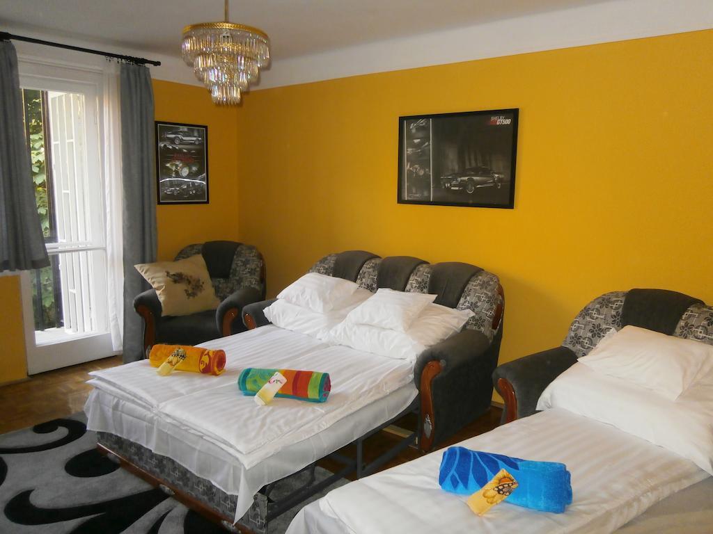 Highland Apartment Budapest Room photo