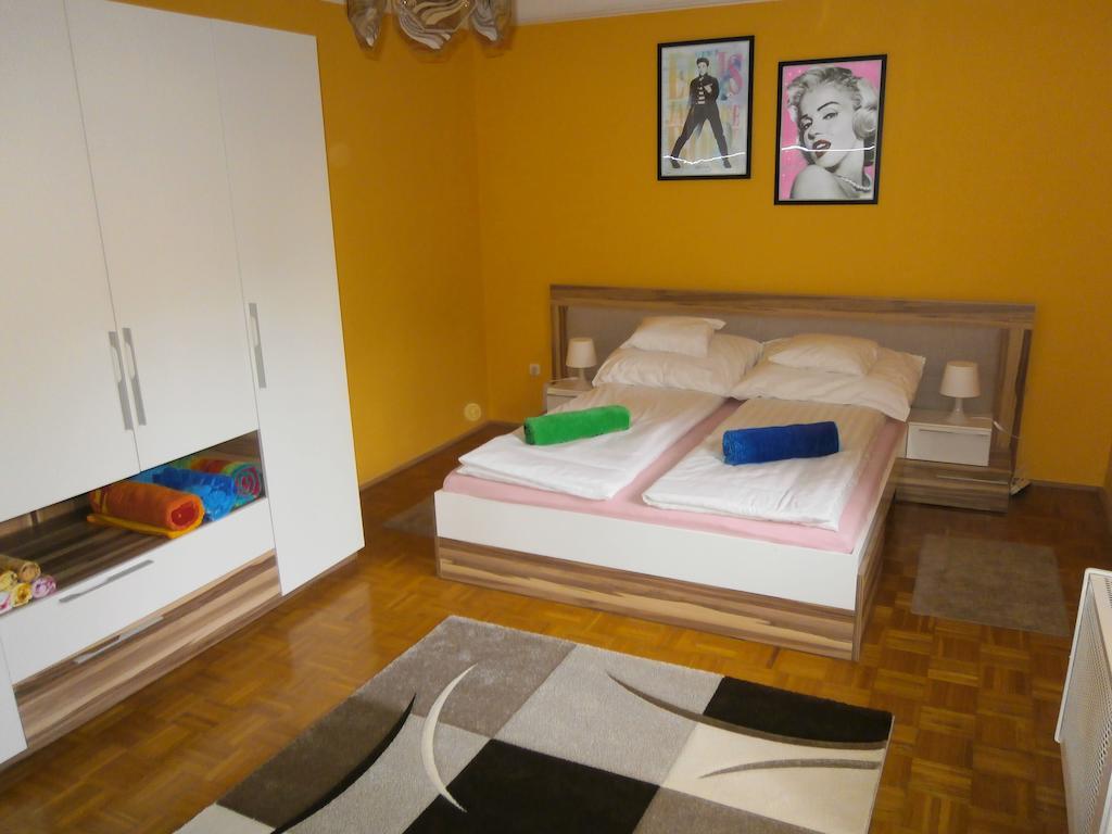 Highland Apartment Budapest Room photo